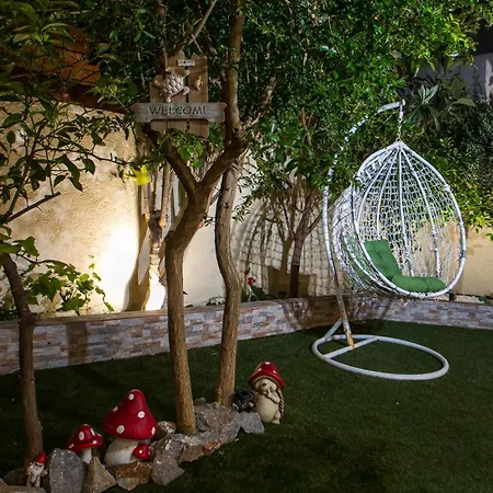 Lilliput Garden * Rhodes City