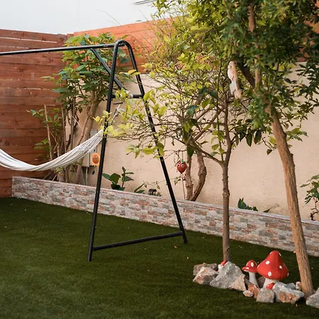 Lilliput Garden