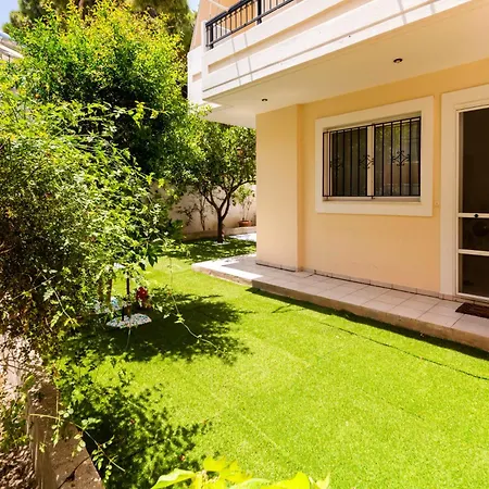 Lilliput Garden Apartament *